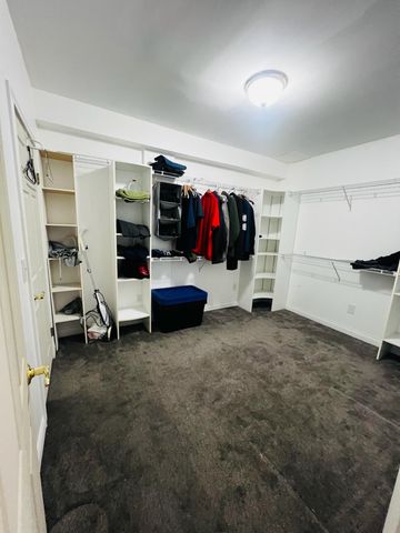 2242 Bluegrama Drive, Burlington, KY 41005