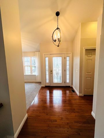 2242 Bluegrama Drive, Burlington, KY 41005