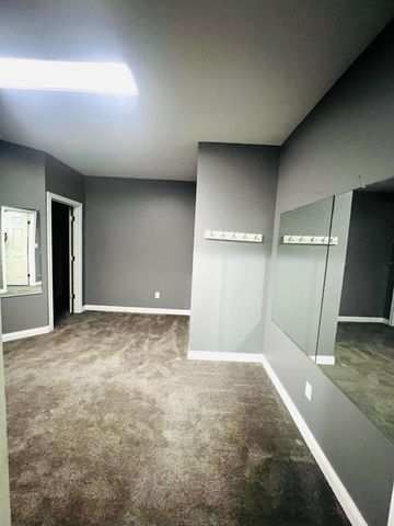 2242 Bluegrama Drive, Burlington, KY 41005