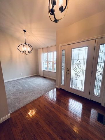 2242 Bluegrama Drive, Burlington, KY 41005