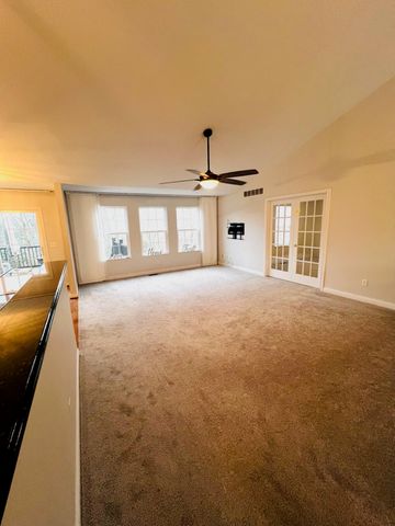 2242 Bluegrama Drive, Burlington, KY 41005