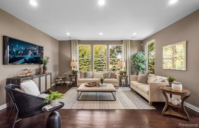 3003 Sheffield Circle, Clarkston, MI 48346