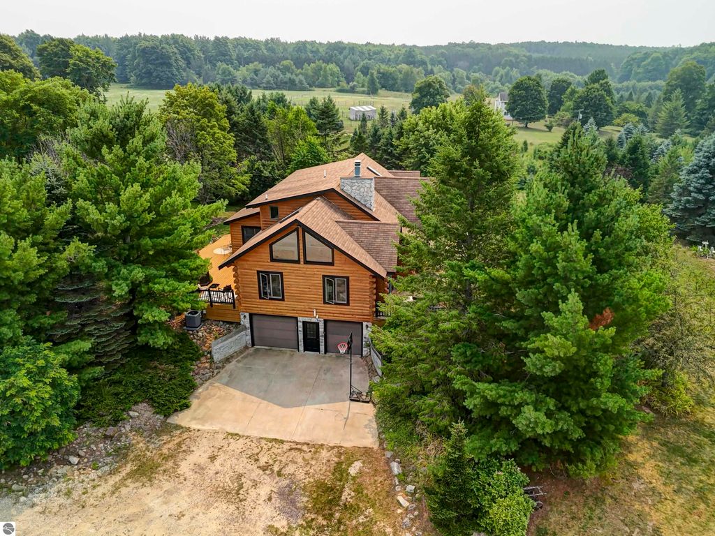 Image 80 of property listing at 8181 M-66 SE, Fife Lake, MI 49633