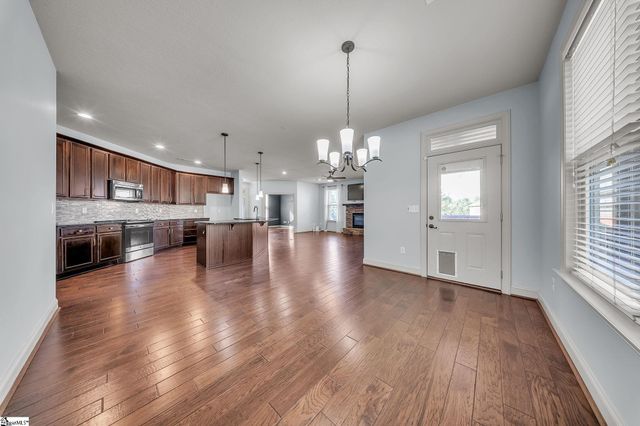 22 Pebblebrook Court, Greer, SC 29651