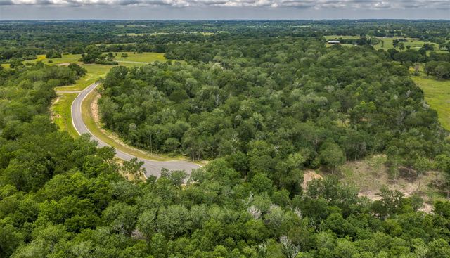 2-25 Millwood Trail, Brenham, TX 77833