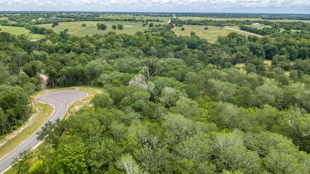 2-25 Millwood Trail, Brenham, TX 77833