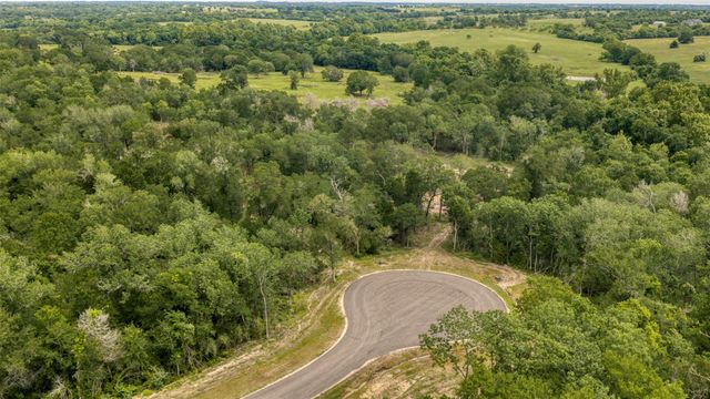 2-25 Millwood Trail, Brenham, TX 77833
