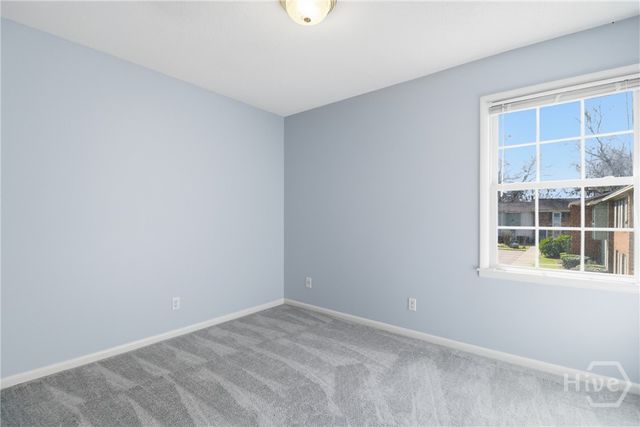 455 Mall Boulevard 94, Savannah, GA 31406