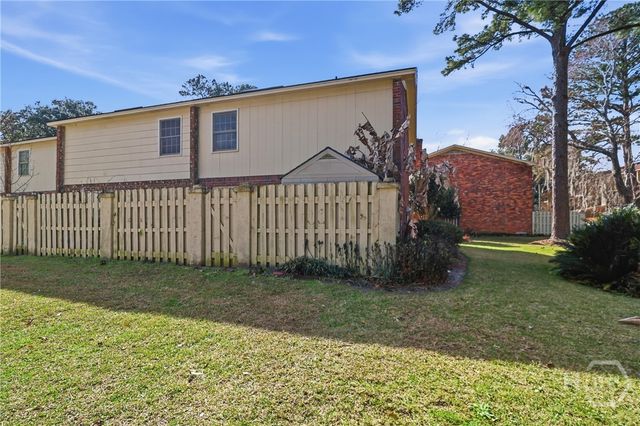 455 Mall Boulevard 94, Savannah, GA 31406