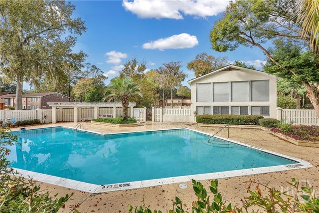 455 Mall Boulevard 94, Savannah, GA 31406