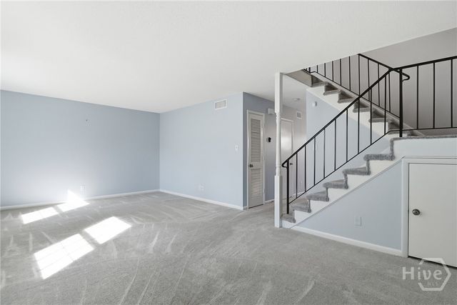 455 Mall Boulevard 94, Savannah, GA 31406