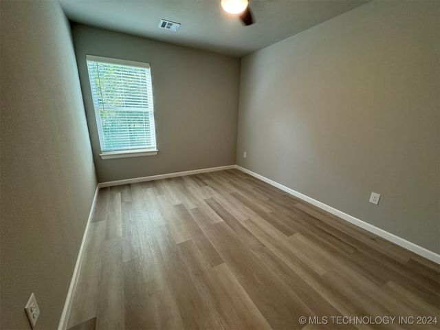 3410 Redbud Lane, Tulsa, OK 74132