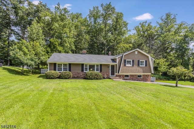 10 Holly Dr, Denville Twp., NJ 07834