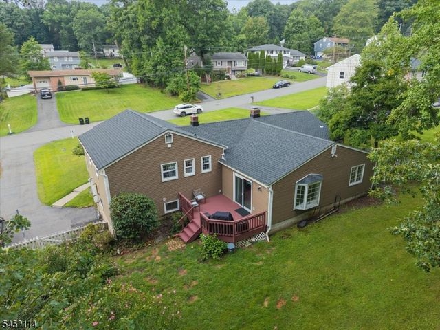 10 Holly Dr, Denville Twp., NJ 07834