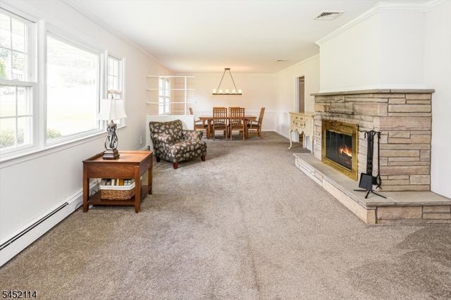 10 Holly Dr, Denville Twp., NJ 07834