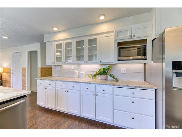 6762 Beech Dr, Arvada, CO 80004