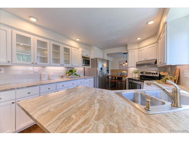 6762 Beech Dr, Arvada, CO 80004