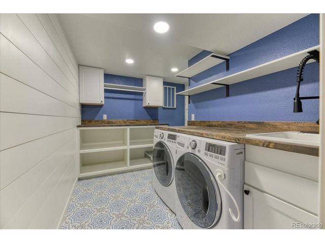 6762 Beech Dr, Arvada, CO 80004