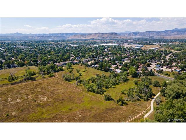 6762 Beech Dr, Arvada, CO 80004