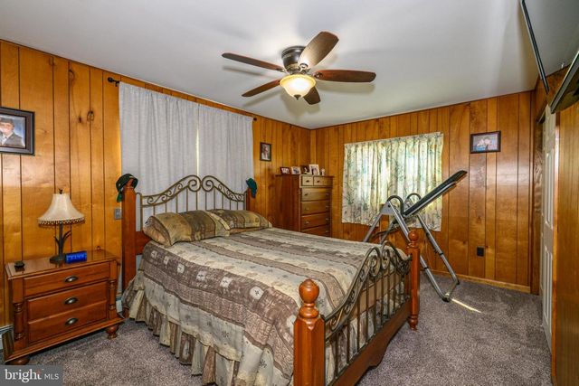 2013 WALTERS RD, Green Lane, PA 18054