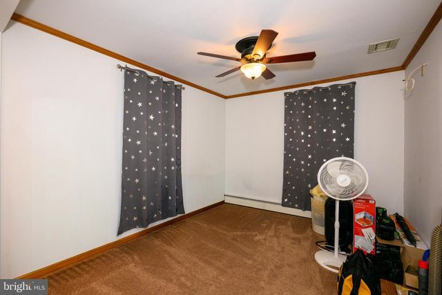 2013 WALTERS RD, Green Lane, PA 18054