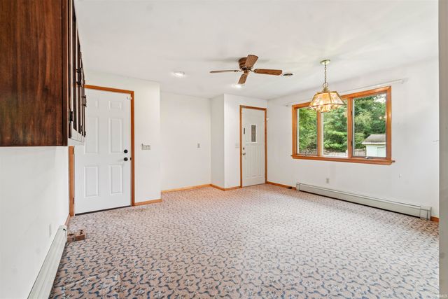 1718 Union Chapel Road, Fort Wayne, IN 46845