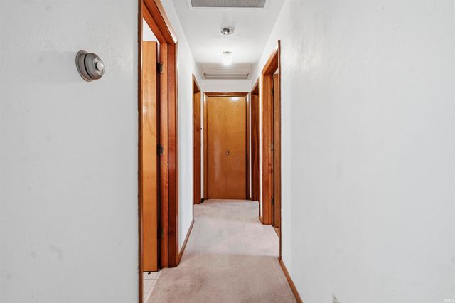 1718 Union Chapel Road, Fort Wayne, IN 46845