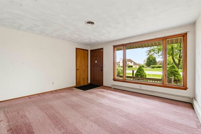 1718 Union Chapel Road, Fort Wayne, IN 46845