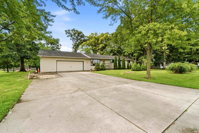 1718 Union Chapel Road, Fort Wayne, IN 46845