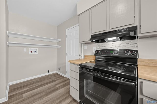 112 Ash Court NE, Decatur, AL 35601