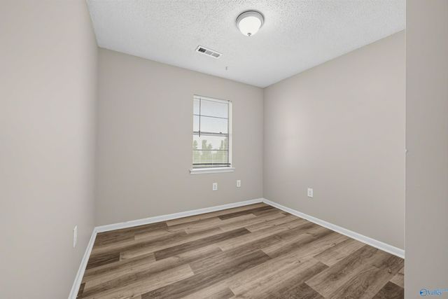 112 Ash Court NE, Decatur, AL 35601