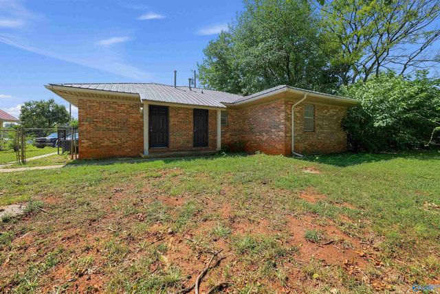 112 Ash Court NE, Decatur, AL 35601