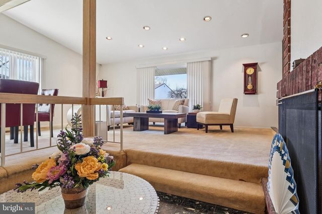76 KENT AVE, Marlton, NJ 08053