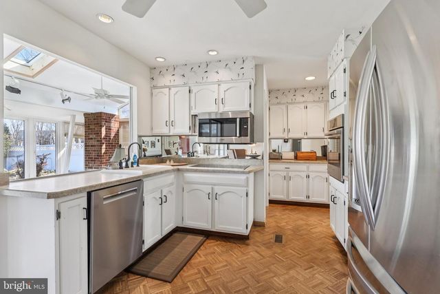 76 KENT AVE, Marlton, NJ 08053