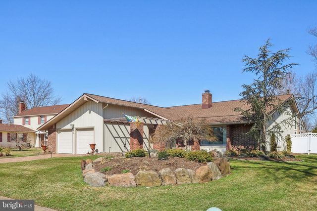 76 KENT AVE, Marlton, NJ 08053