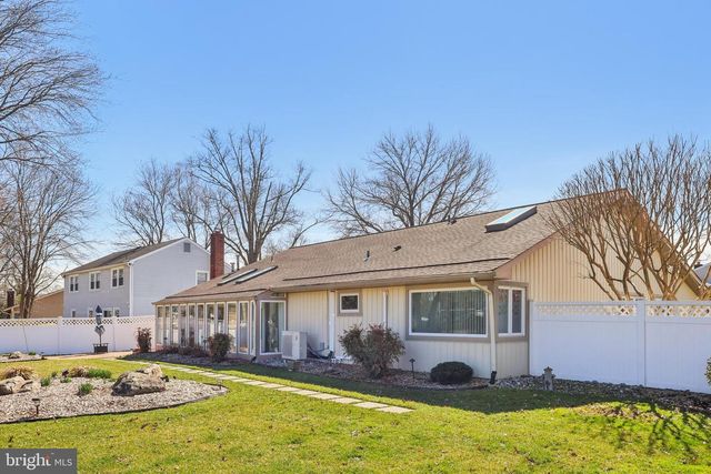 76 KENT AVE, Marlton, NJ 08053
