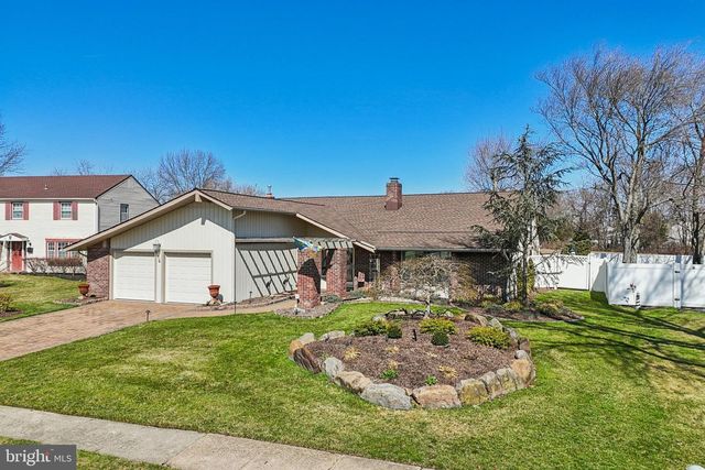 76 KENT AVE, Marlton, NJ 08053