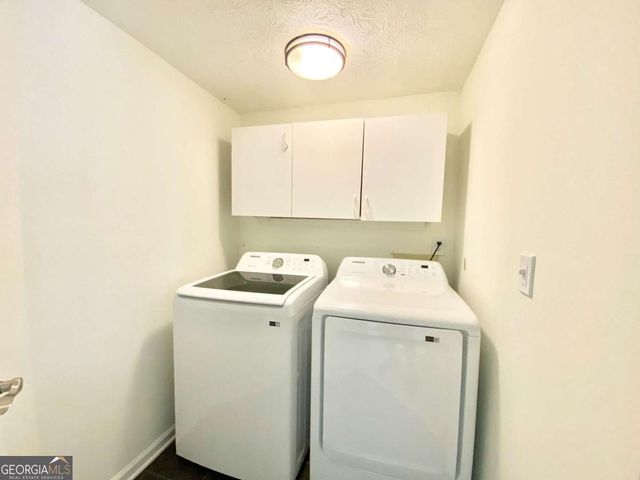 640 Suwanee Lakes Circle, Suwanee, GA 30024