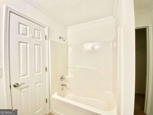 640 Suwanee Lakes Circle, Suwanee, GA 30024