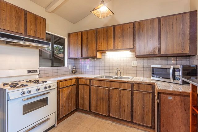 162 Aha'aina Way, Kihei, HI 96753