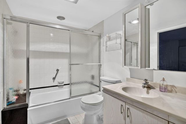 2003 Granada Drive L4, Coconut Creek, FL 33066