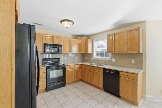 112 Rich Lane, Georgetown, KY 40324