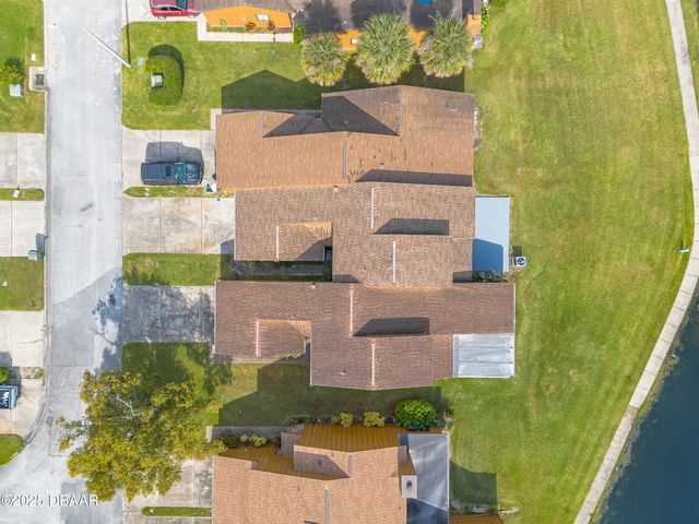 120 Lakewood Village Circle, Daytona Beach, FL 32119