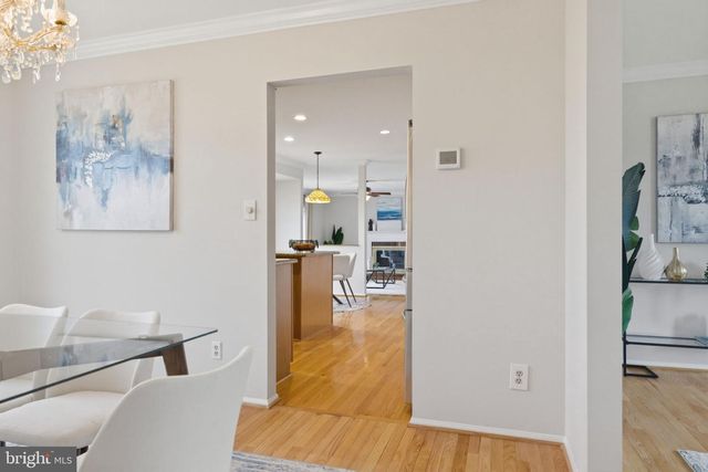 15791 BEAU RIDGE DR, Woodbridge, VA 22193