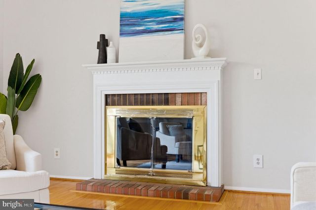 15791 BEAU RIDGE DR, Woodbridge, VA 22193