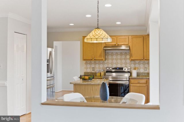 15791 BEAU RIDGE DR, Woodbridge, VA 22193