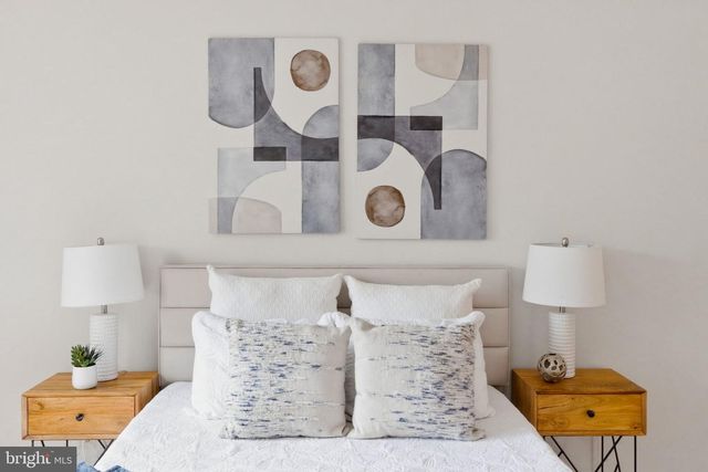 15791 BEAU RIDGE DR, Woodbridge, VA 22193