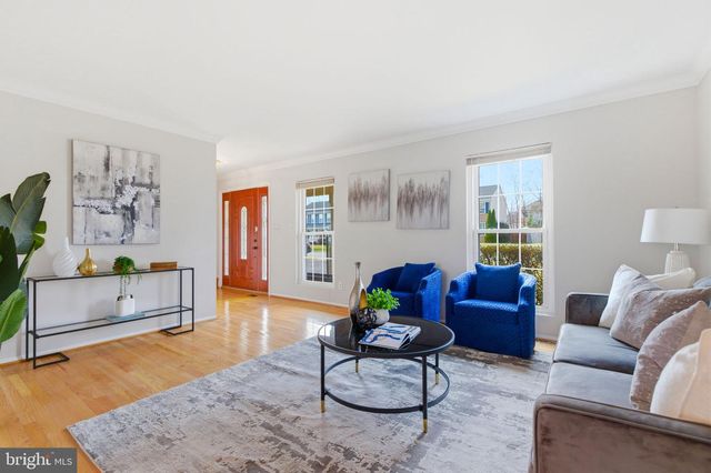 15791 BEAU RIDGE DR, Woodbridge, VA 22193