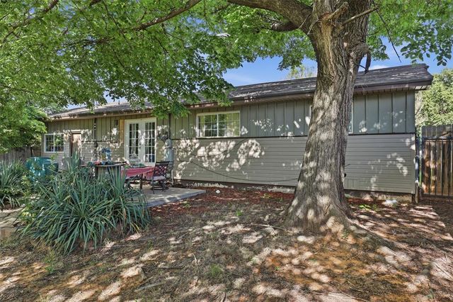 1805 Serenade Drive, Midwest City, OK 73130