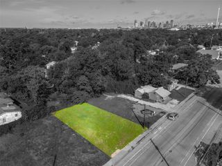 2723 Lagow Street, Dallas, TX 75210